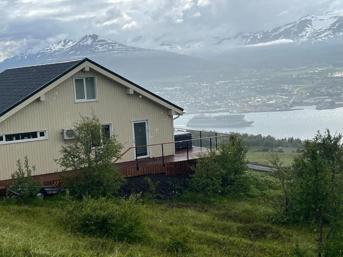 فيلا Akureyri - Cabin With An Amazing View المظهر الخارجي الصورة